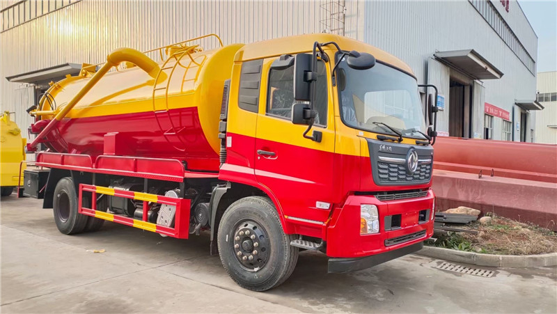 清潔能手來(lái)襲，東風(fēng)天錦VR裝活力感極強(qiáng)，專業(yè)可靠有保障