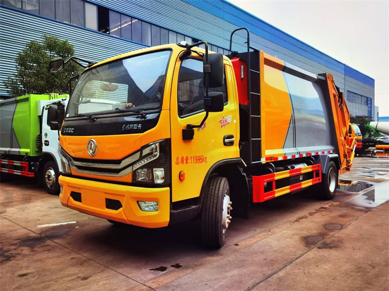 東風(fēng)大多利卡8方壓縮垃圾車(chē)